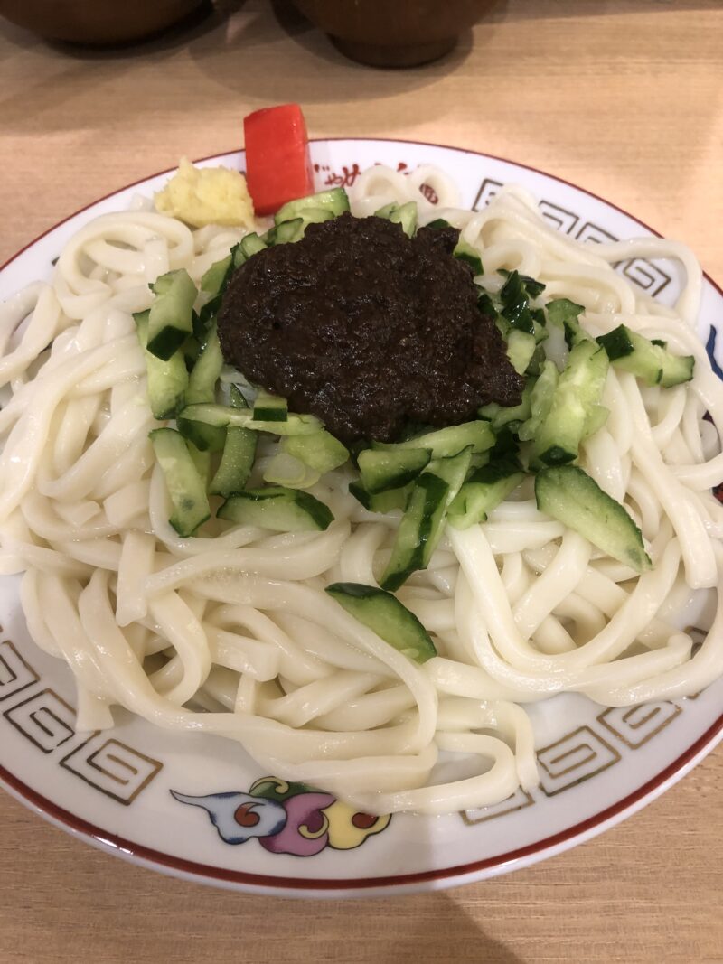 じゃじゃ麺