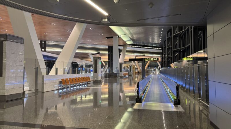 ドーハ・ハマド国際空港到着直後